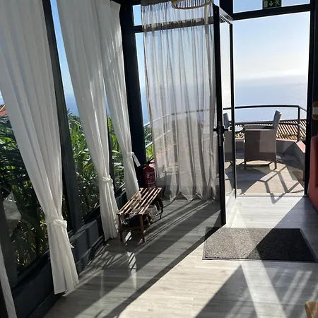 Panoramic House * Ponta do Sol (Madeira)