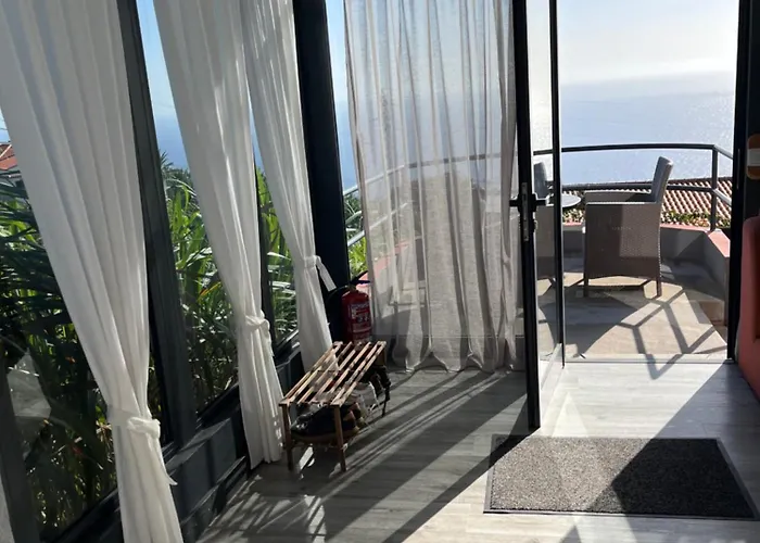 Panoramic House 3* Ribeira Brava